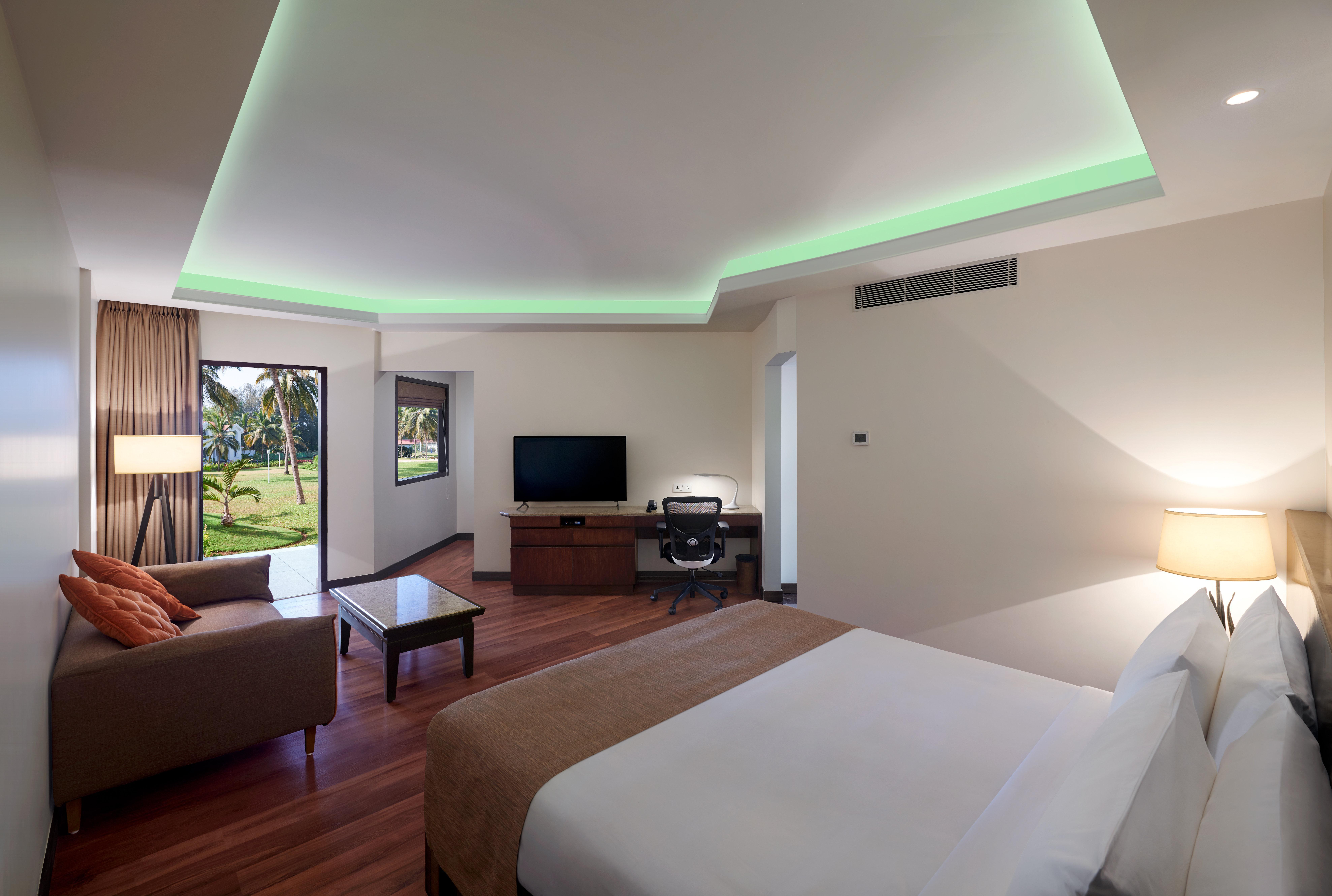 Holiday Inn Resort Goa By Ihg Кавелосим Екстериор снимка