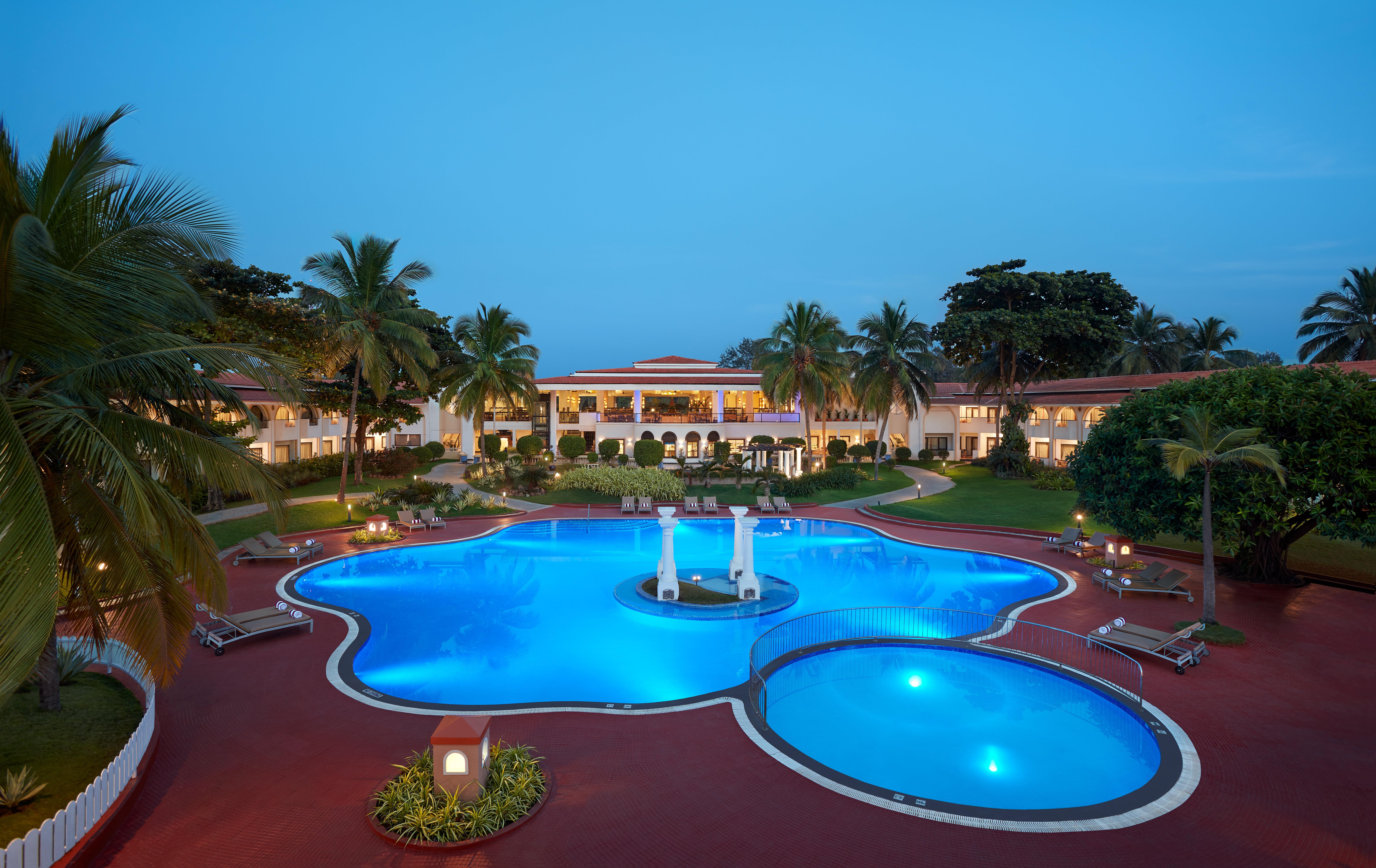 Holiday Inn Resort Goa By Ihg Кавелосим Екстериор снимка