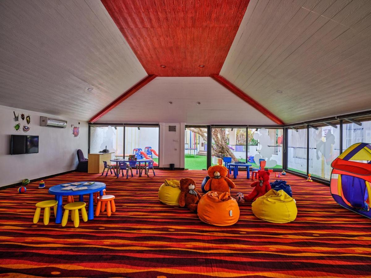Holiday Inn Resort Goa By Ihg Кавелосим Екстериор снимка